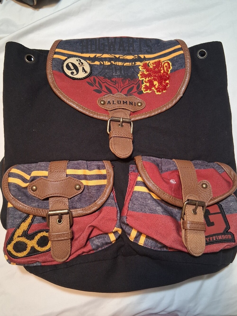 Harry Potter Gryffindor "Alumni" Backpack Wizarding World Bioworld Potterhead - Picture 3 of 15